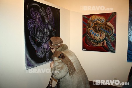 Նանա Արամյանի` “Սեւ-մանուշակագույն զրույցներ” խորագիրը կրող անհատական ցուցահանդեսը Exibition