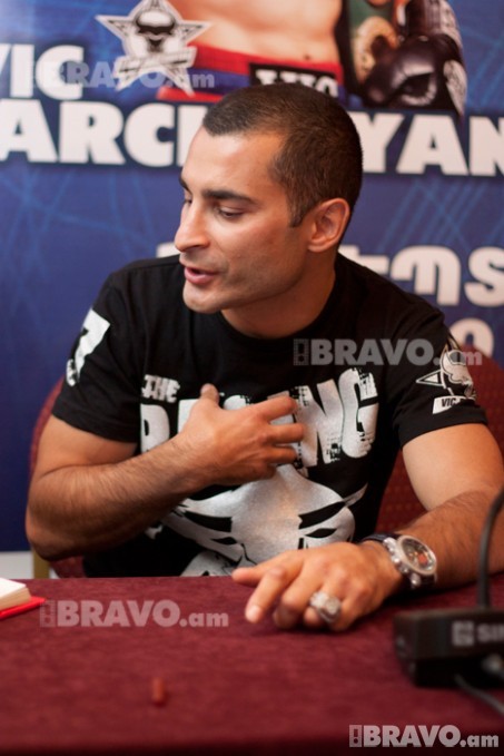 Vik Darchinyan