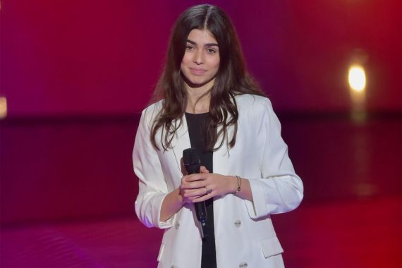 Ֆրանսահայ 14-ամյա երգչուհու կատարումը հուզեց ֆրանսիական The Voice Kids-ի ժյուրիին