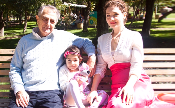 Գարի Քյոսայանի եւ Ալլա Սահակյանի դստեր 3-ամյակն ու ԱՄՆ մեկնելու առիթը
